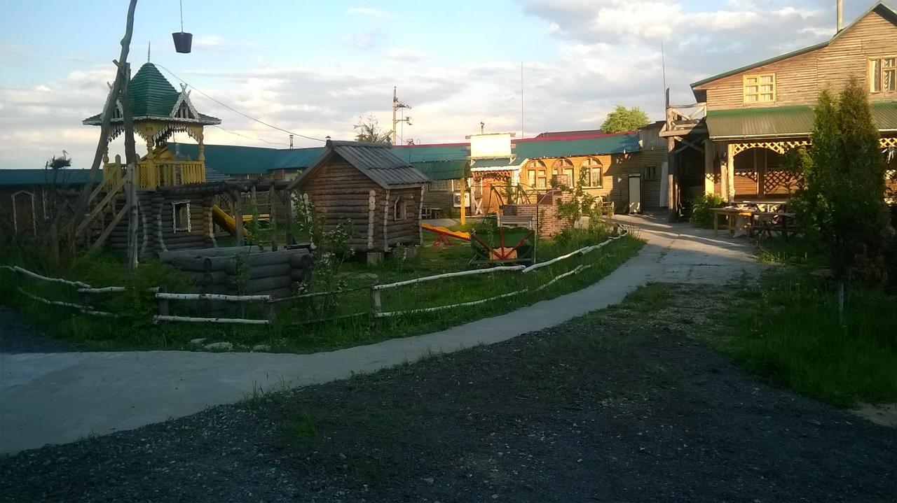 ГОСТИНИЦА HOLIDAY PARK 